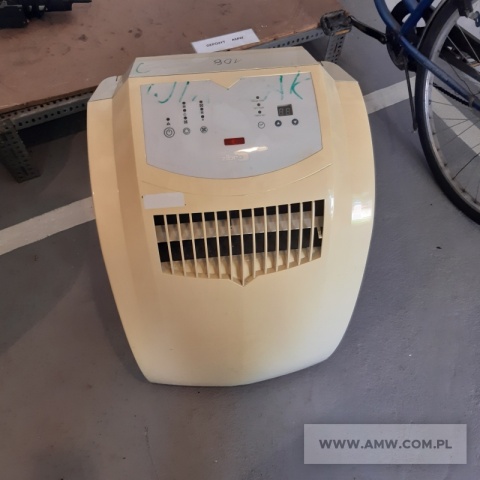 Sprzęt elektroniczny – pakiet zawierający 40 poz. asort. (wg oddzielnego wykazu), w tym: klimatyzatory, niszczarki, radiomagnetofon, odkurzacz 